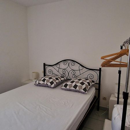 Banyuls-Sur-Mer: T2 Avec Terrasse Couverte Et Parking Privatif - Fr-1-309-146 Екстер'єр фото