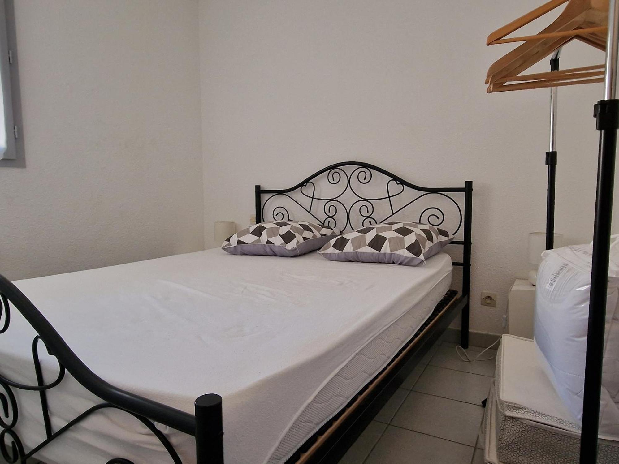 Banyuls-Sur-Mer: T2 Avec Terrasse Couverte Et Parking Privatif - Fr-1-309-146 Екстер'єр фото